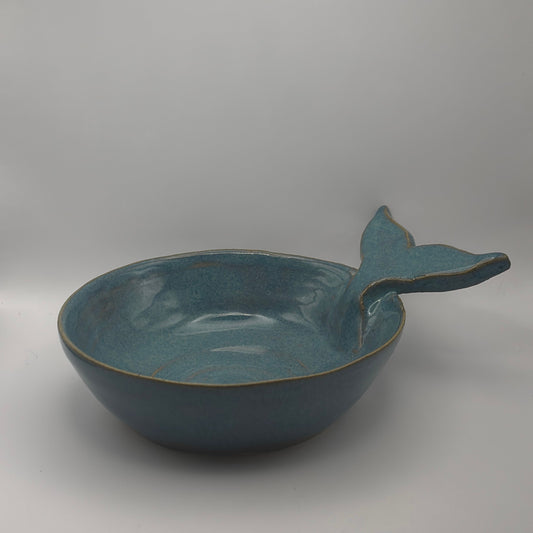 Handmade Whale Tail Bowl in Ocean Blue – Stoneware Ceramic by Gin