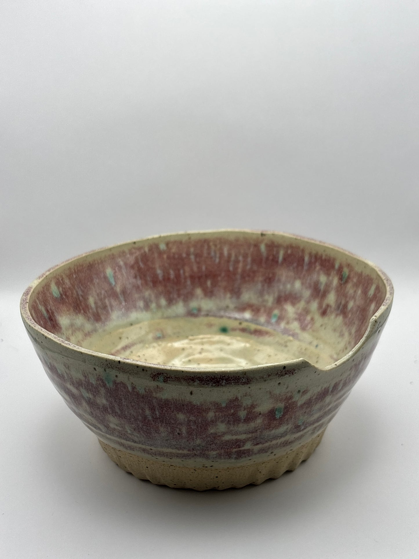 Handcrafted Stoneware Bowl with Chopstick Groove by Gin